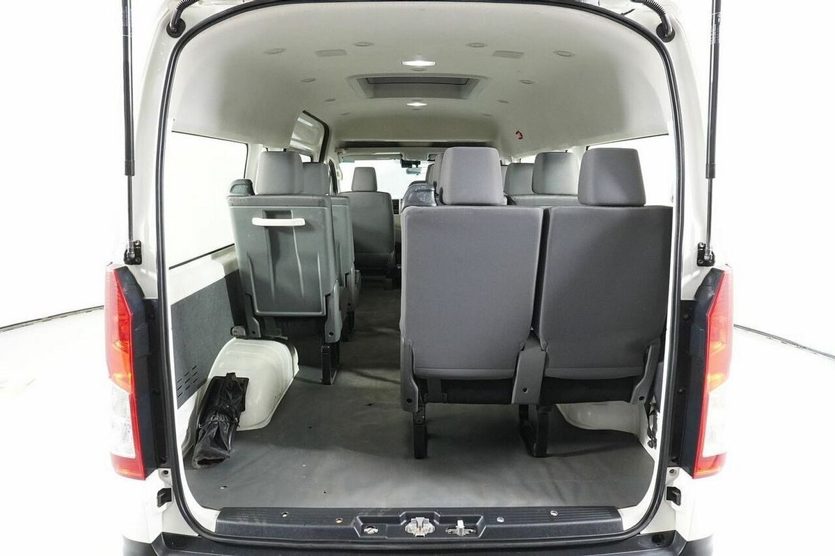 2019 Toyota HiAce Commuter (12 Seats) GDH322R