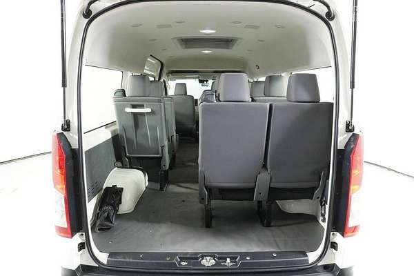 2019 Toyota HiAce Commuter (12 Seats) GDH322R