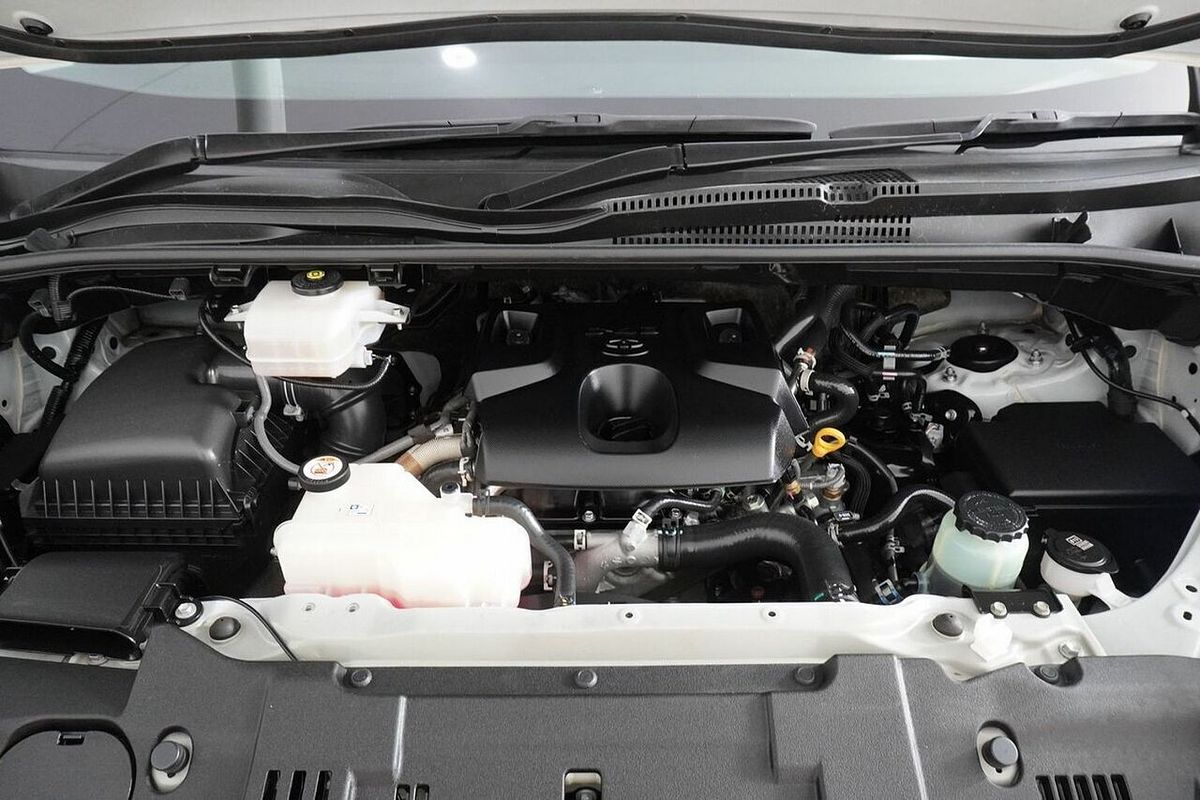 2021 Toyota HiAce LWB GDH300R