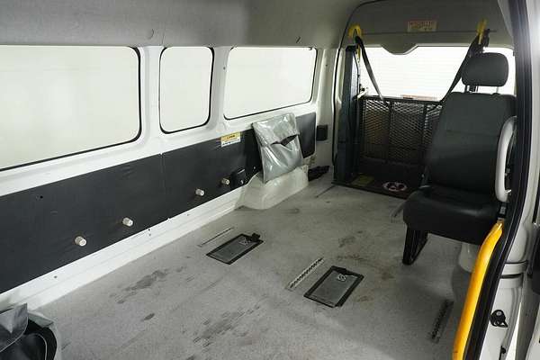 2016 Toyota HiAce Commuter KDH223R MY16
