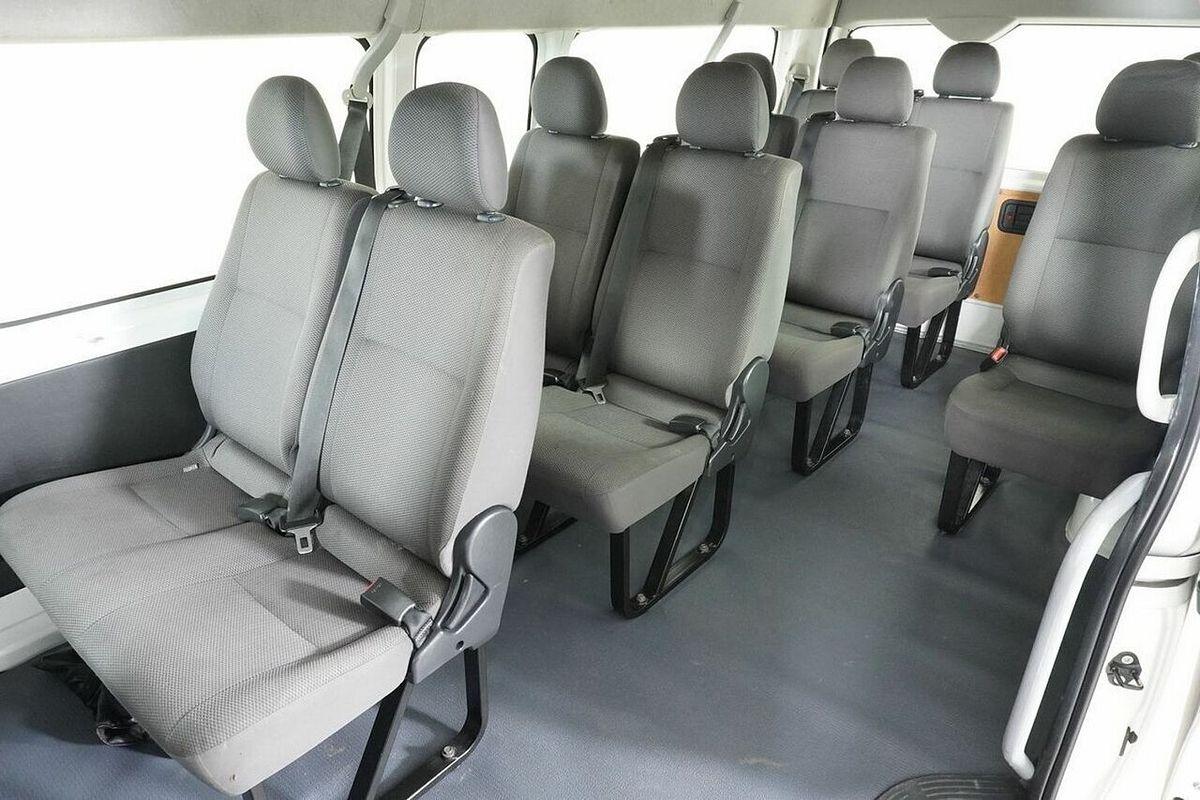 2019 Toyota HiAce Commuter KDH223R MY16