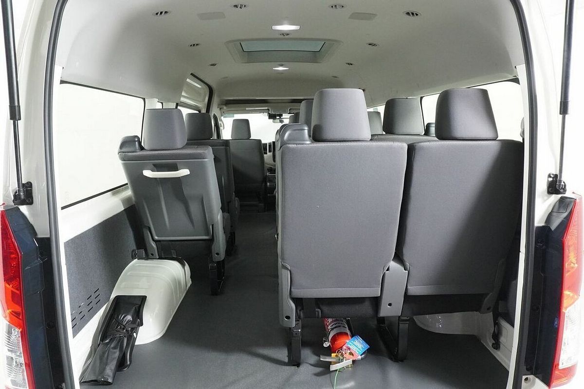 2024 Toyota HiAce Slwb Commuter (12 Seats) GDH322R