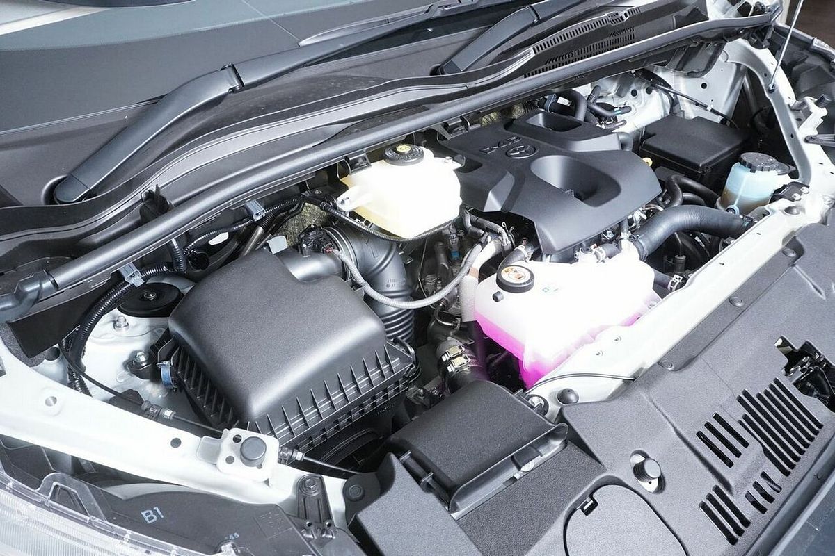 2024 Toyota HiAce LWB GDH300R