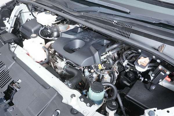 2020 Toyota HiAce Commuter (12 Seats) GDH322R