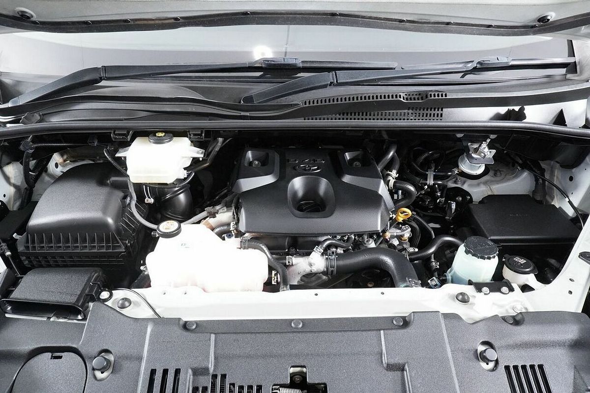 2020 Toyota HiAce Commuter (12 Seats) GDH322R