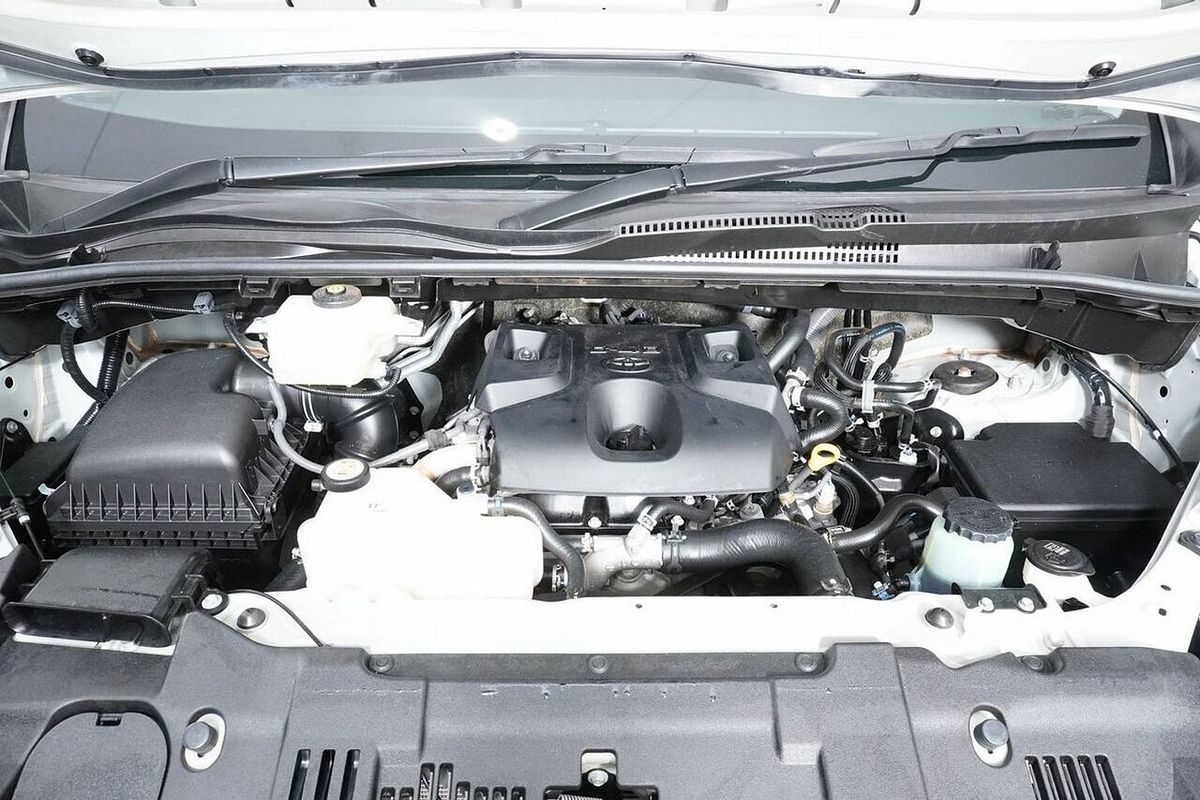 2020 Toyota HiAce Commuter (12 Seats) GDH322R