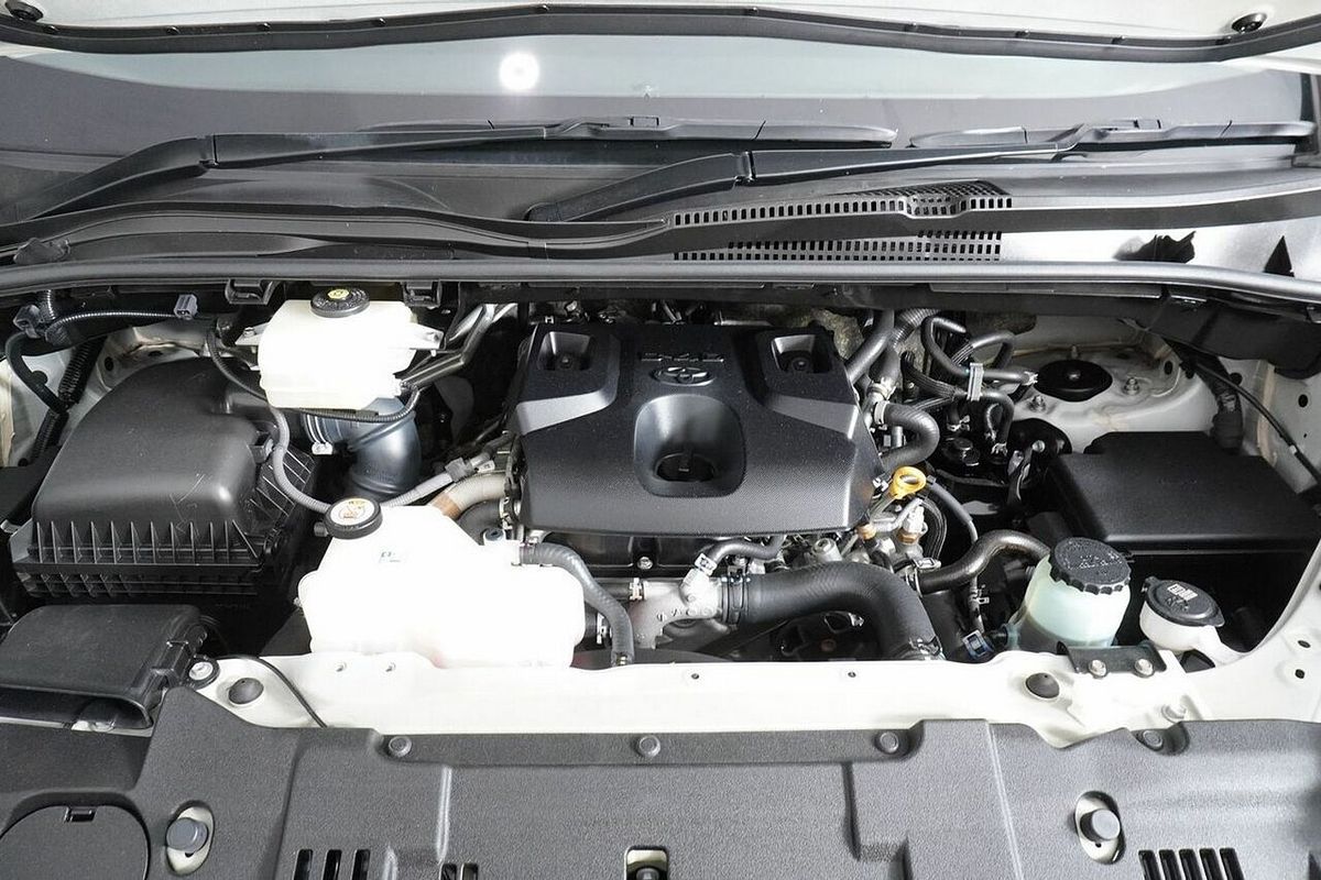 2020 Toyota HiAce Commuter (12 Seats) GDH322R