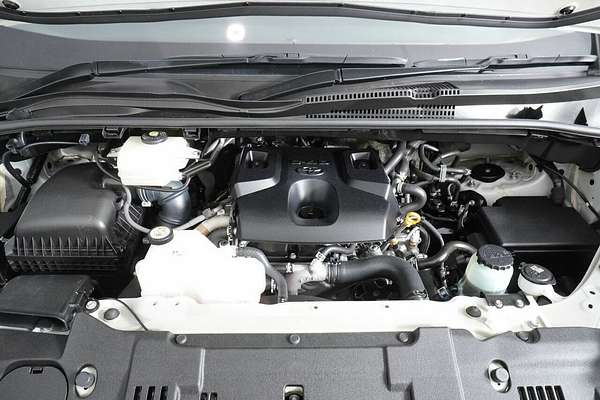 2020 Toyota HiAce Commuter (12 Seats) GDH322R