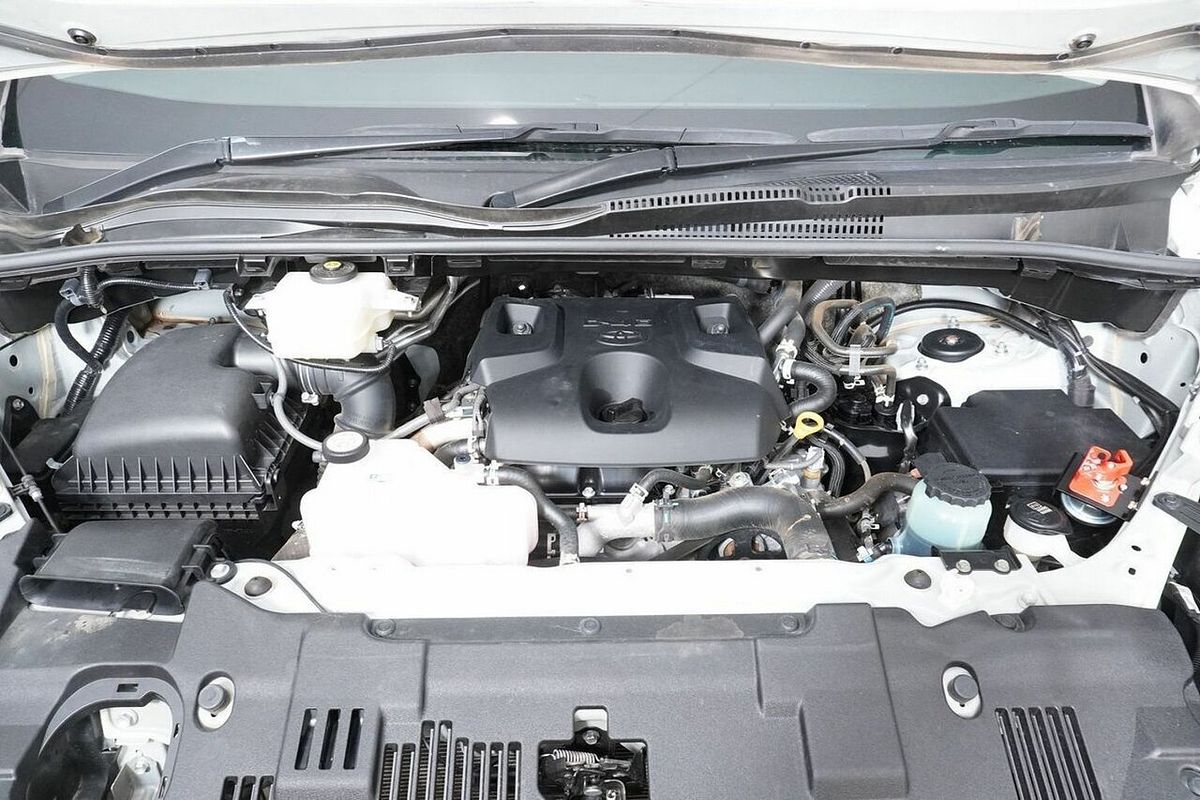 2022 Toyota HiAce Slwb Commuter (12 Seats) GDH322R