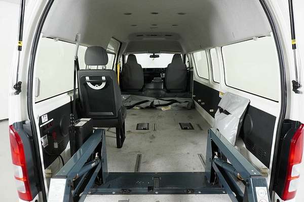 2016 Toyota HiAce Commuter KDH223R MY16