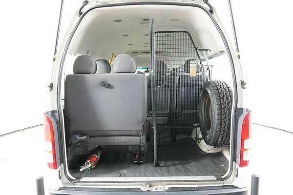 2018 Toyota HiAce Commuter KDH223R MY16
