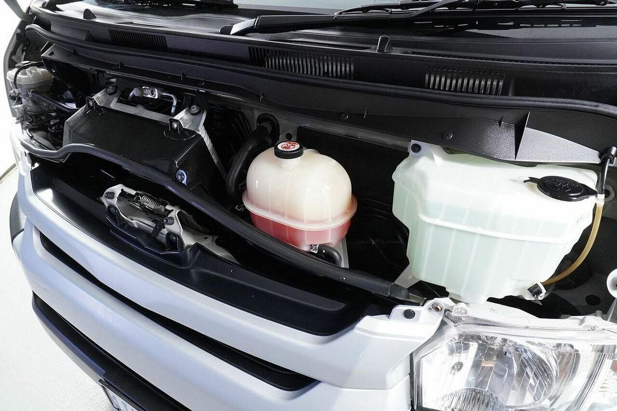 2018 Toyota HiAce SLWB KDH221R MY16