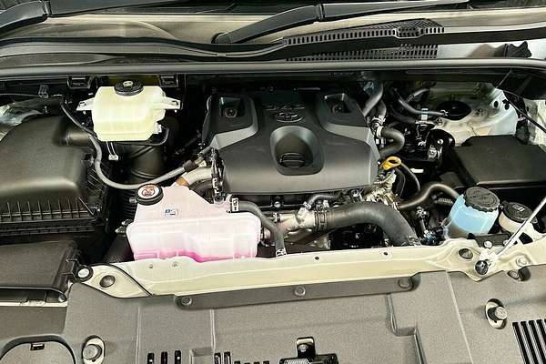2024 Toyota HiAce LWB (4 Door Option) GDH300R