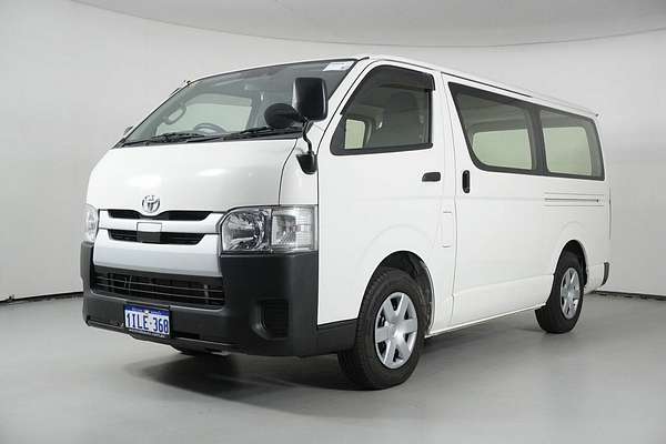 2018 Toyota HiAce DX
