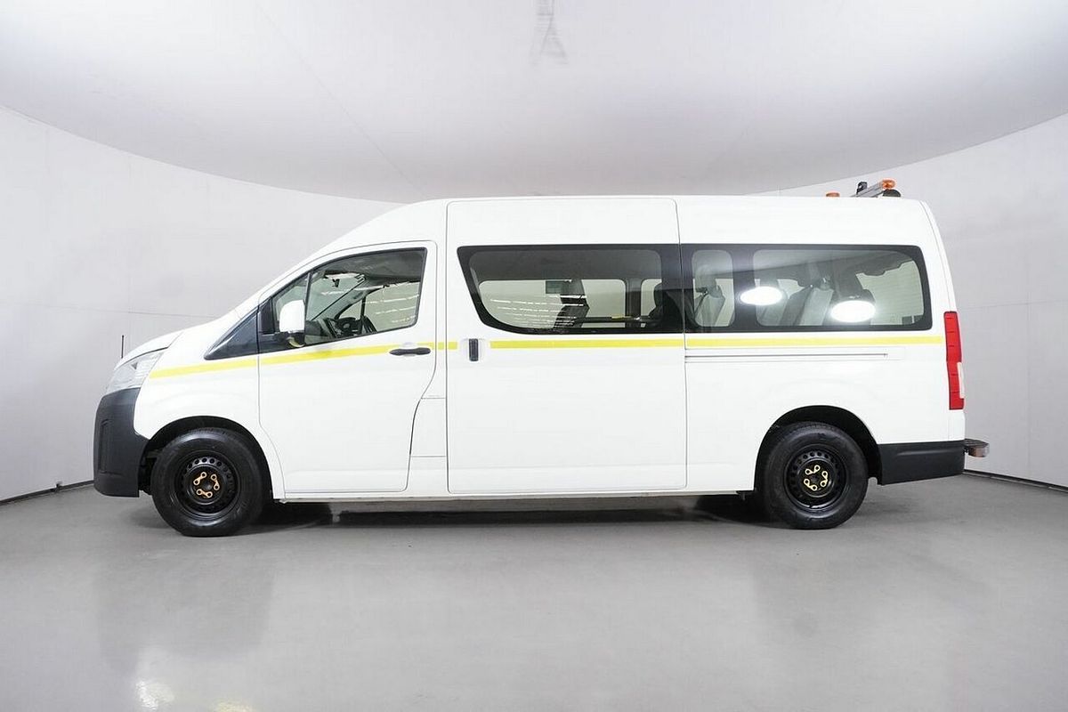 2019 Toyota HiAce Commuter (12 Seats) GDH322R