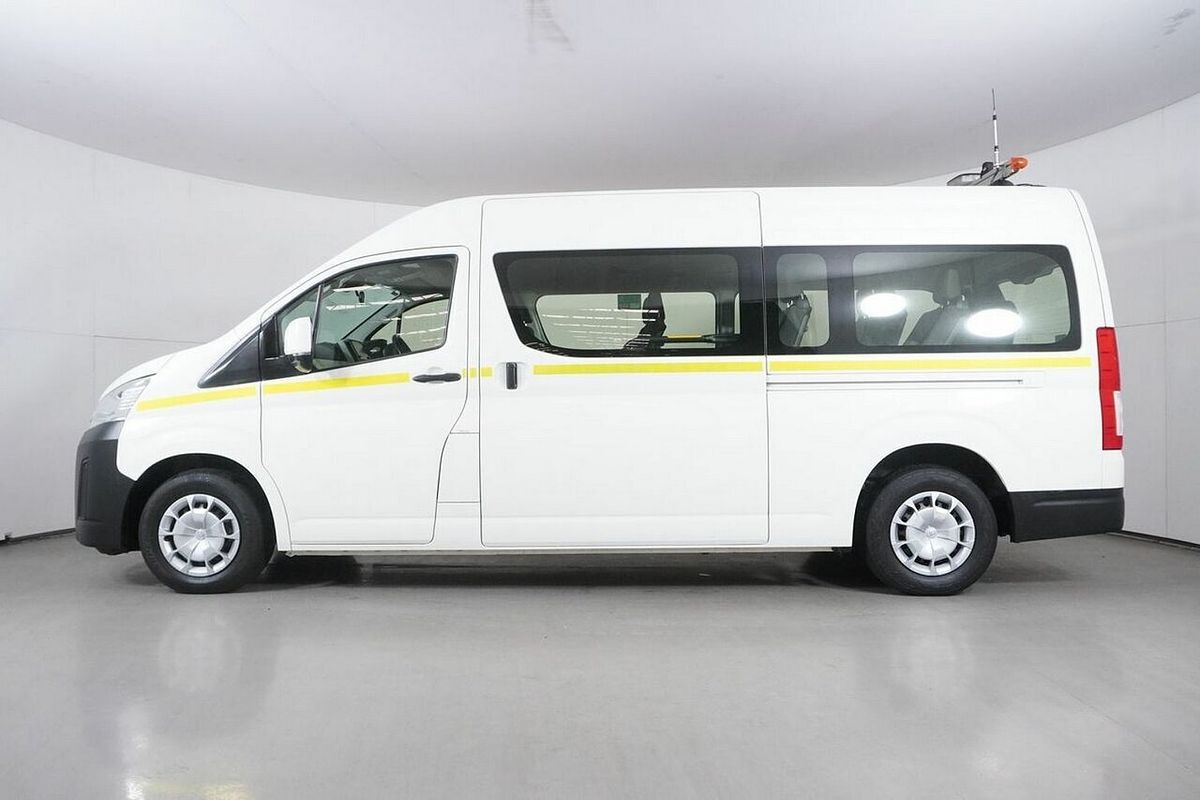 2020 Toyota HiAce Commuter (12 Seats) GDH322R