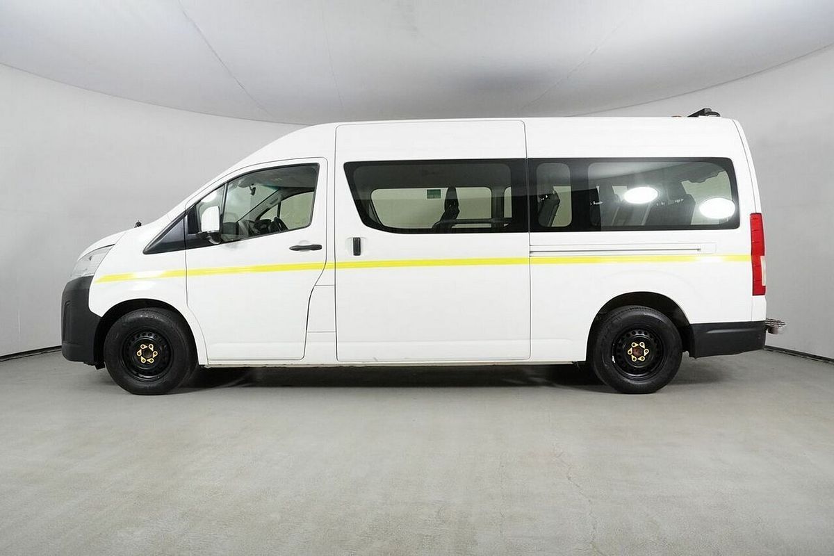 2019 Toyota HiAce Commuter (12 Seats) GDH322R