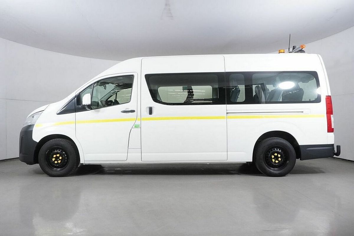 2020 Toyota HiAce Commuter (12 Seats) GDH322R