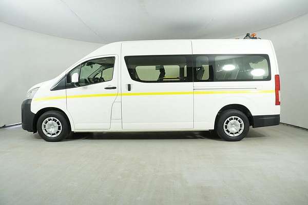 2021 Toyota HiAce Slwb Commuter (12 Seats) GDH322R