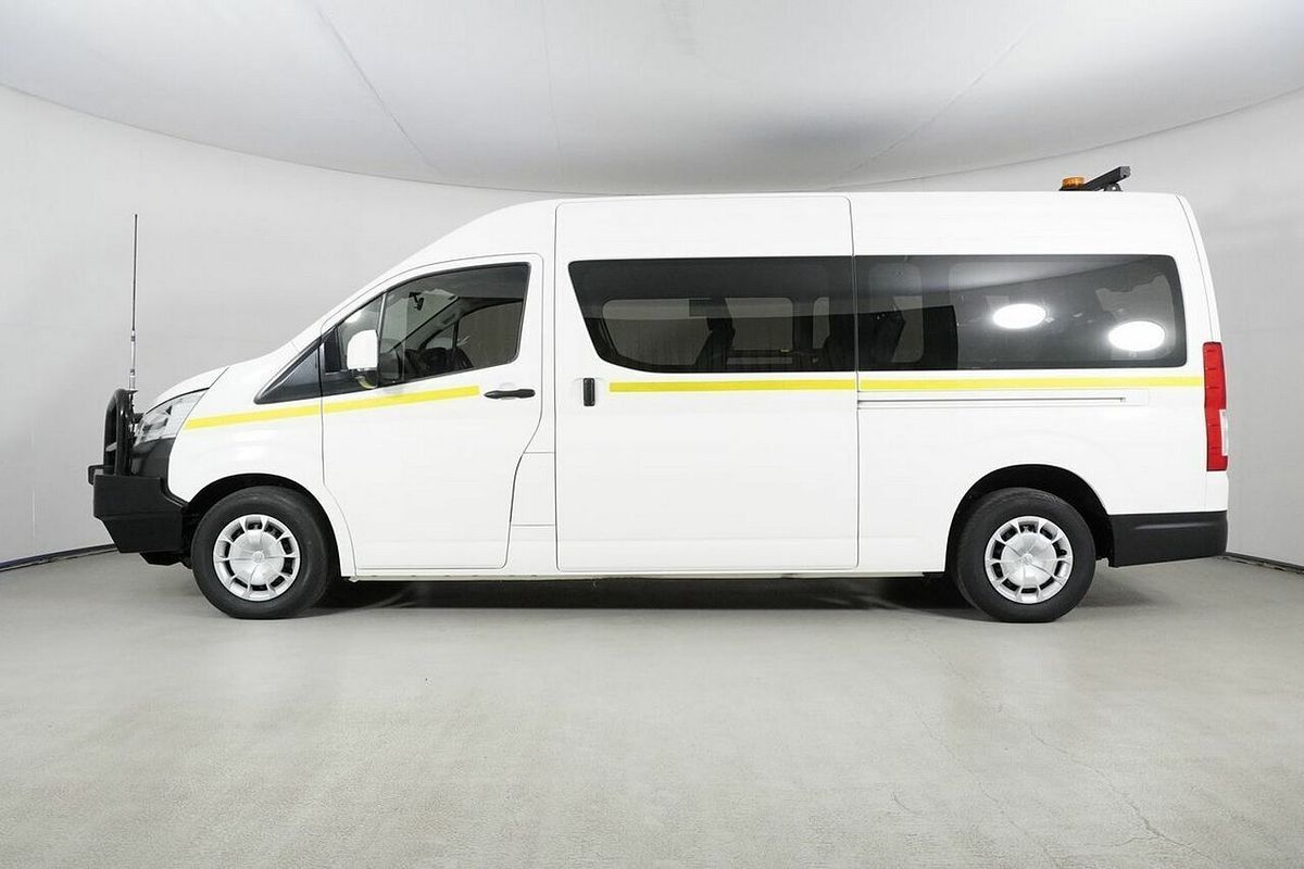 2020 Toyota HiAce Commuter (12 Seats) GDH322R