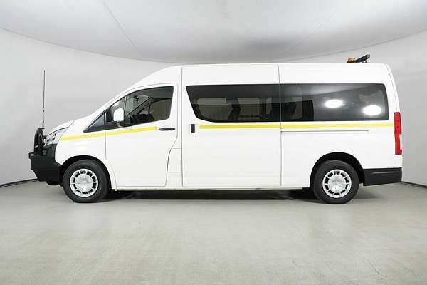 2020 Toyota HiAce Commuter (12 Seats) GDH322R