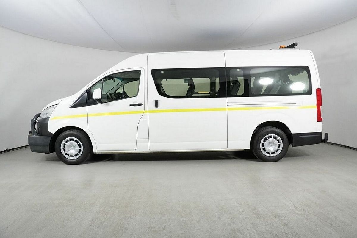 2020 Toyota HiAce Commuter (12 Seats) GDH322R