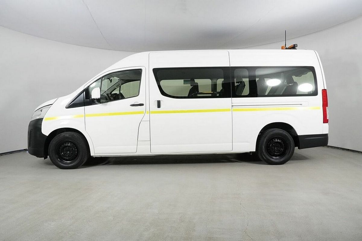 2020 Toyota HiAce Commuter (12 Seats) GDH322R