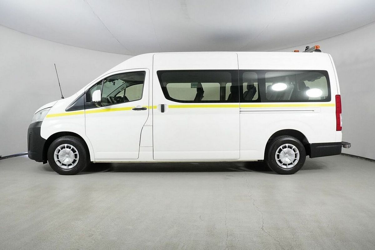 2019 Toyota HiAce Commuter (12 Seats) GDH322R