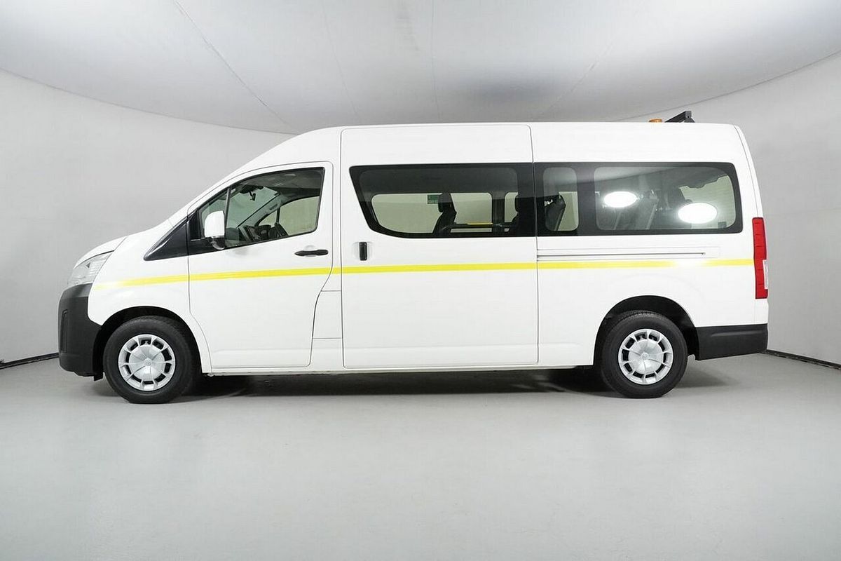 2020 Toyota HiAce Commuter (12 Seats) GDH322R