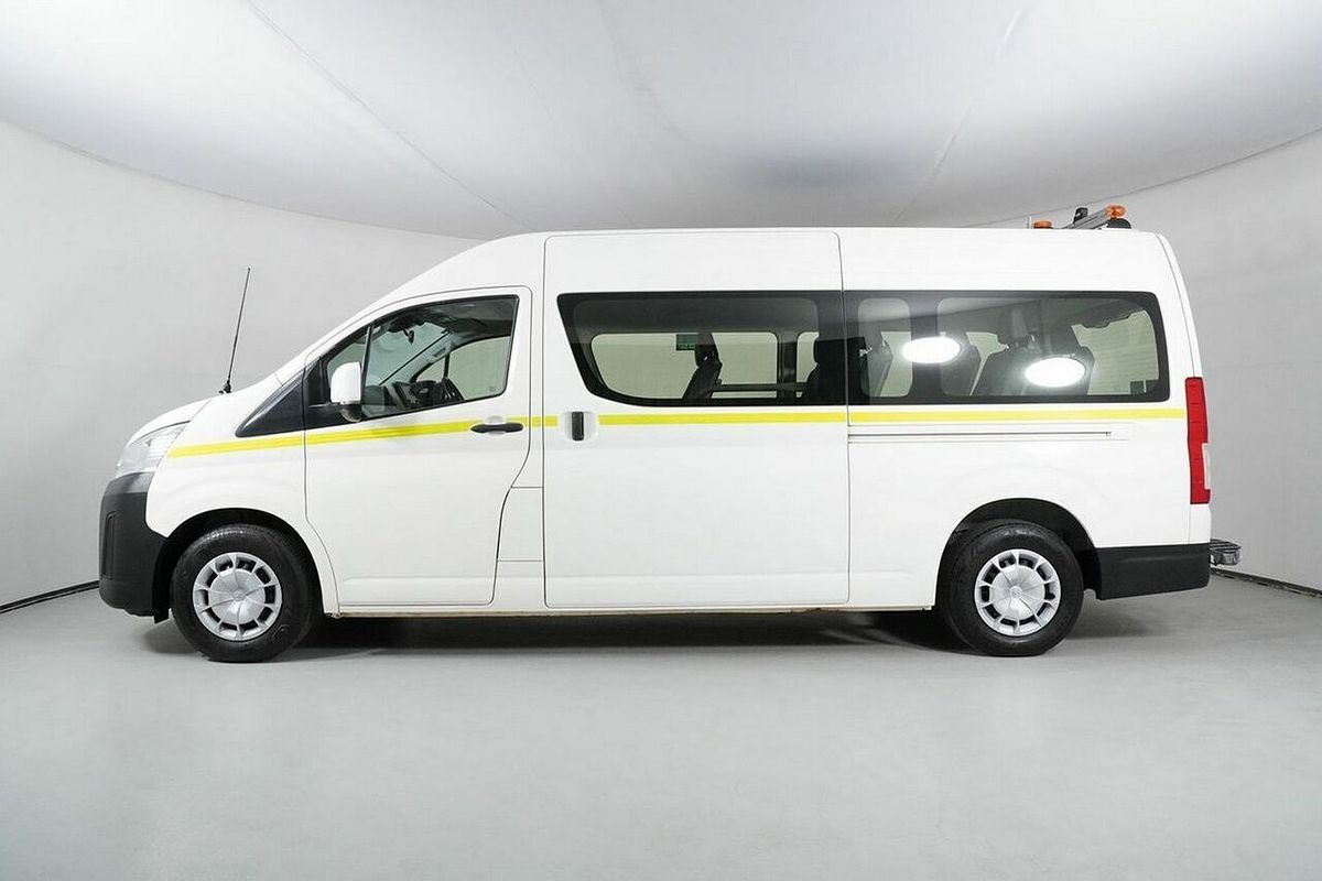 2019 Toyota HiAce Commuter (12 Seats) GDH322R