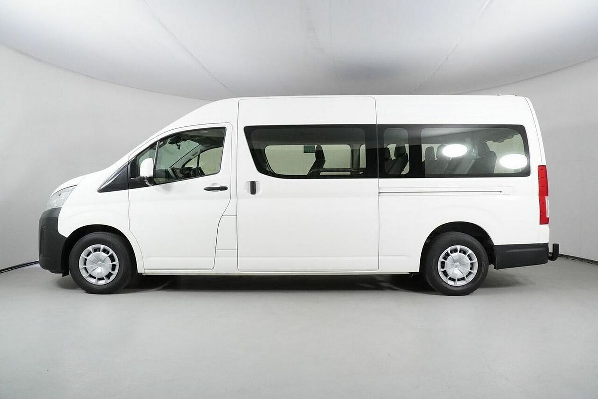 2019 Toyota HiAce Commuter (12 Seats) GDH322R