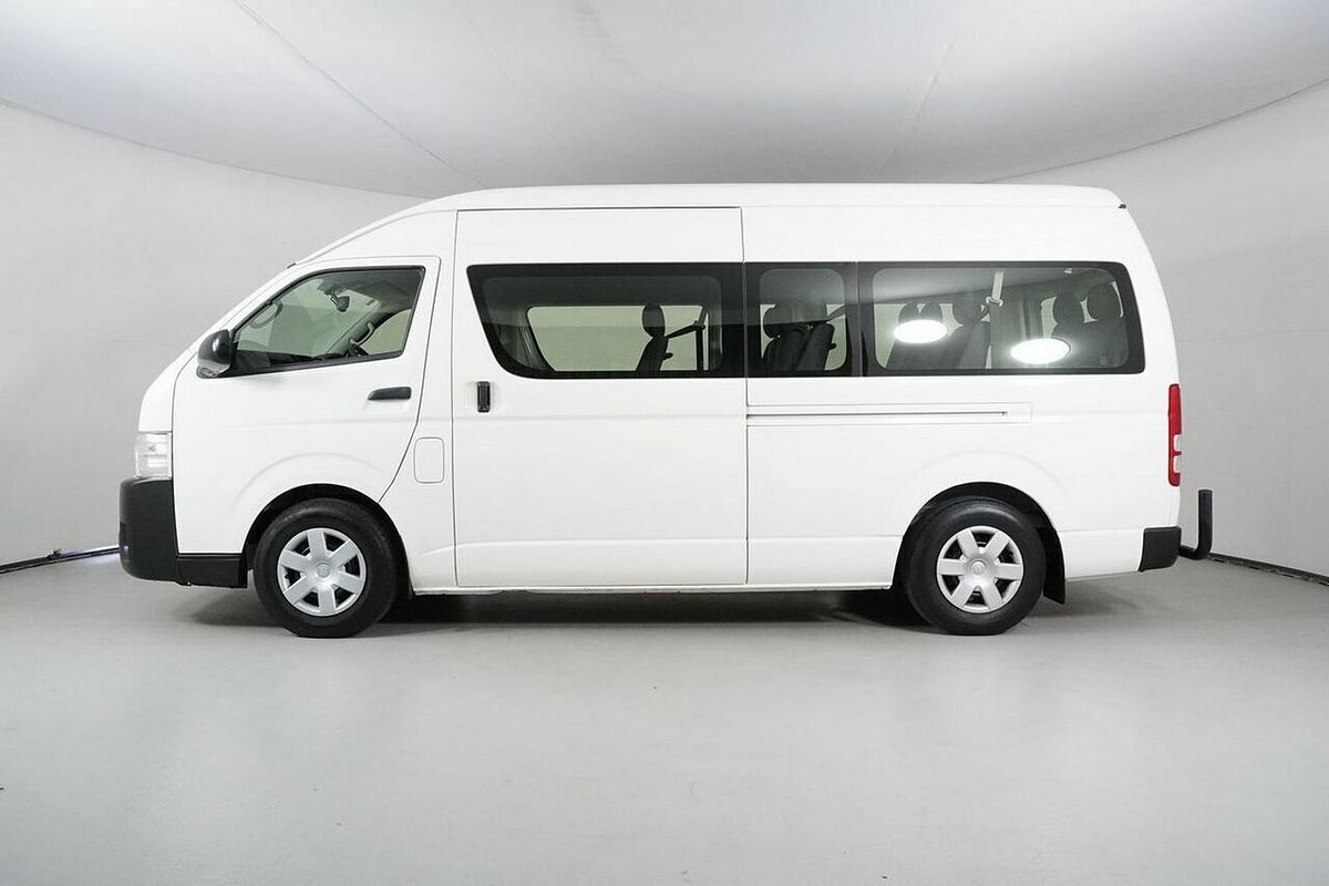 2018 Toyota HiAce Commuter KDH223R MY16