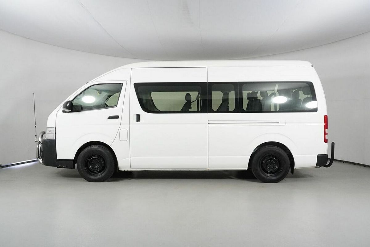 2018 Toyota HiAce Commuter KDH223R MY16