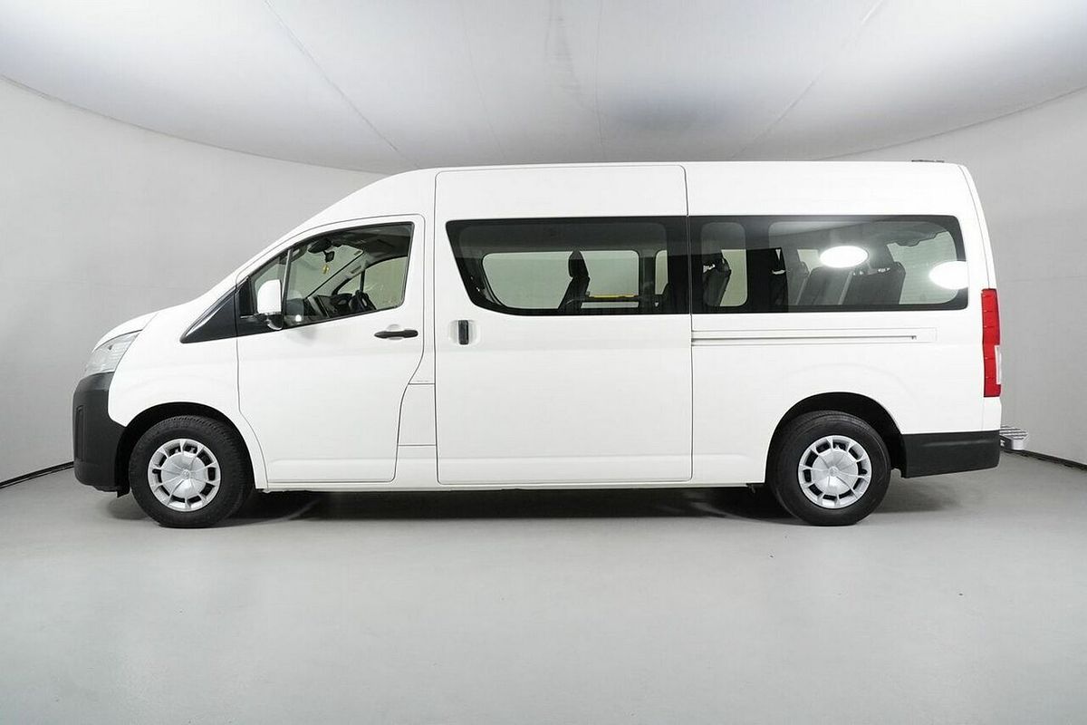 2020 Toyota HiAce Commuter (12 Seats) GDH322R