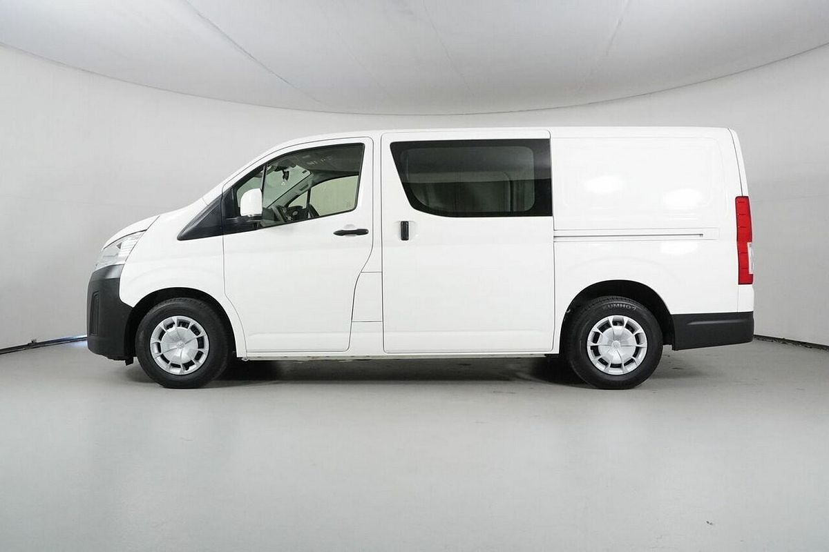 2022 Toyota HiAce LWB GDH300R