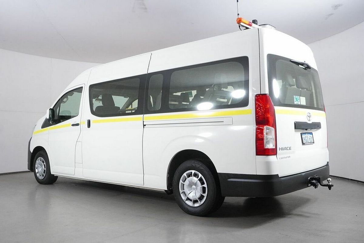 2020 Toyota HiAce Commuter (12 Seats) GDH322R