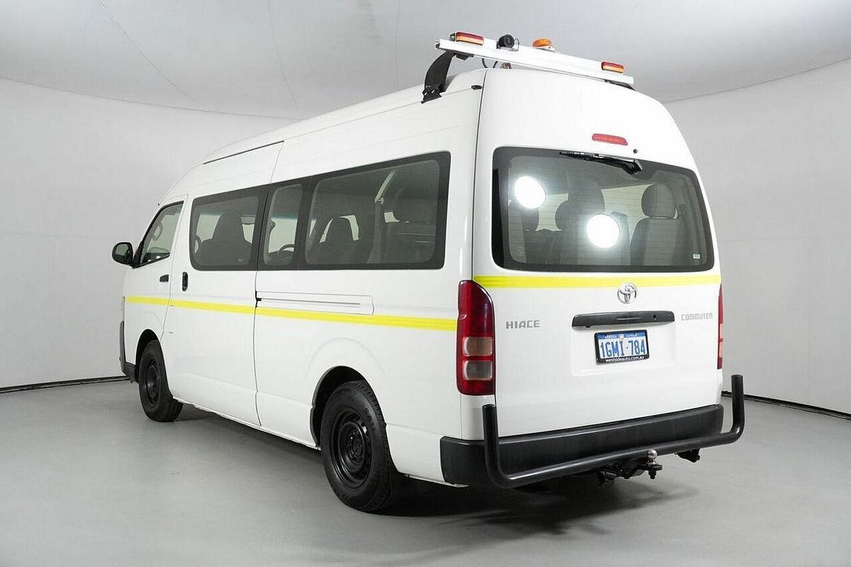 2018 Toyota HiAce Commuter KDH223R MY16