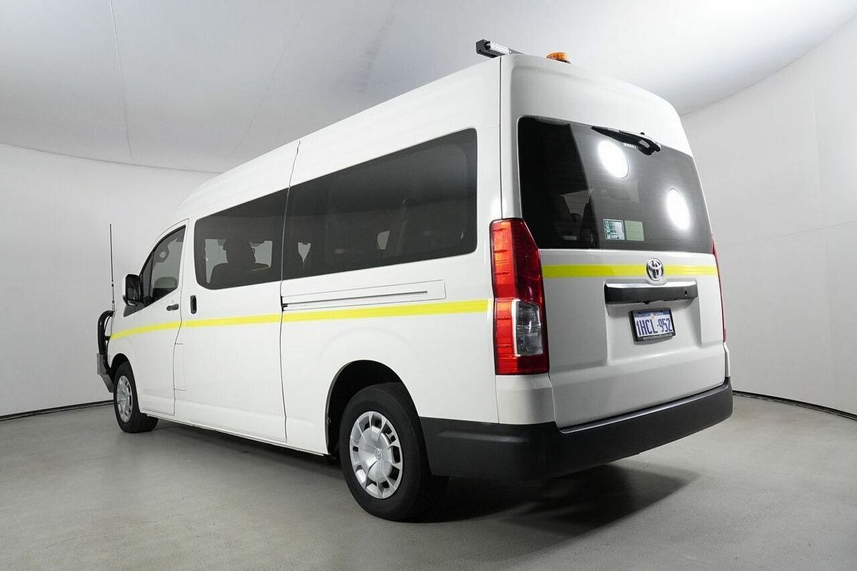 2020 Toyota HiAce Commuter (12 Seats) GDH322R