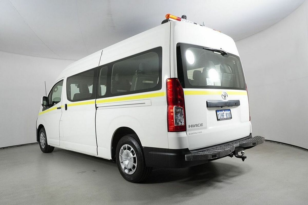 2019 Toyota HiAce Commuter (12 Seats) GDH322R