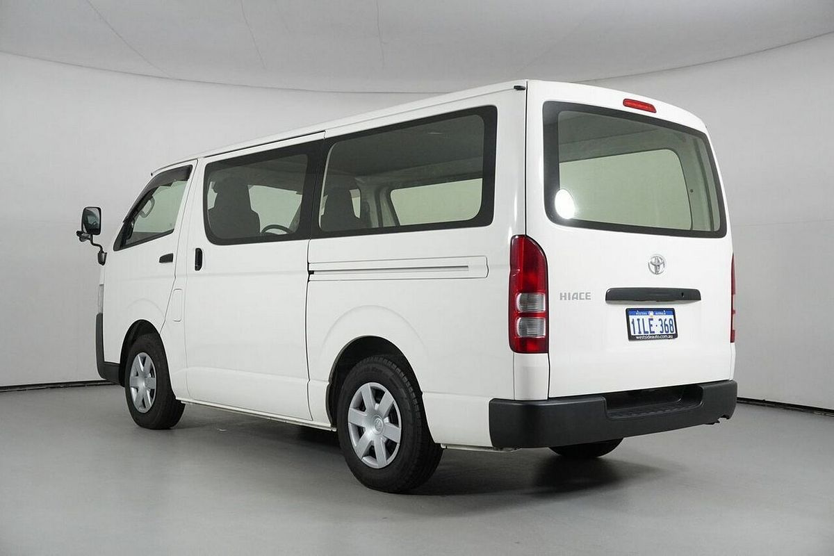 2018 Toyota HiAce DX