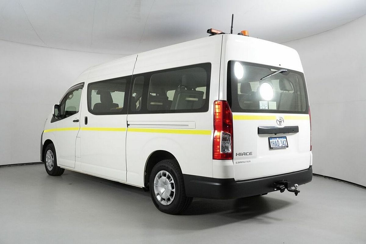 2020 Toyota HiAce Commuter (12 Seats) GDH322R