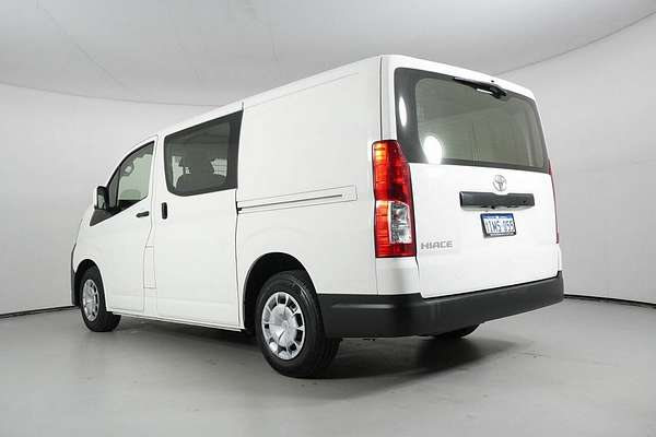2022 Toyota HiAce LWB GDH300R