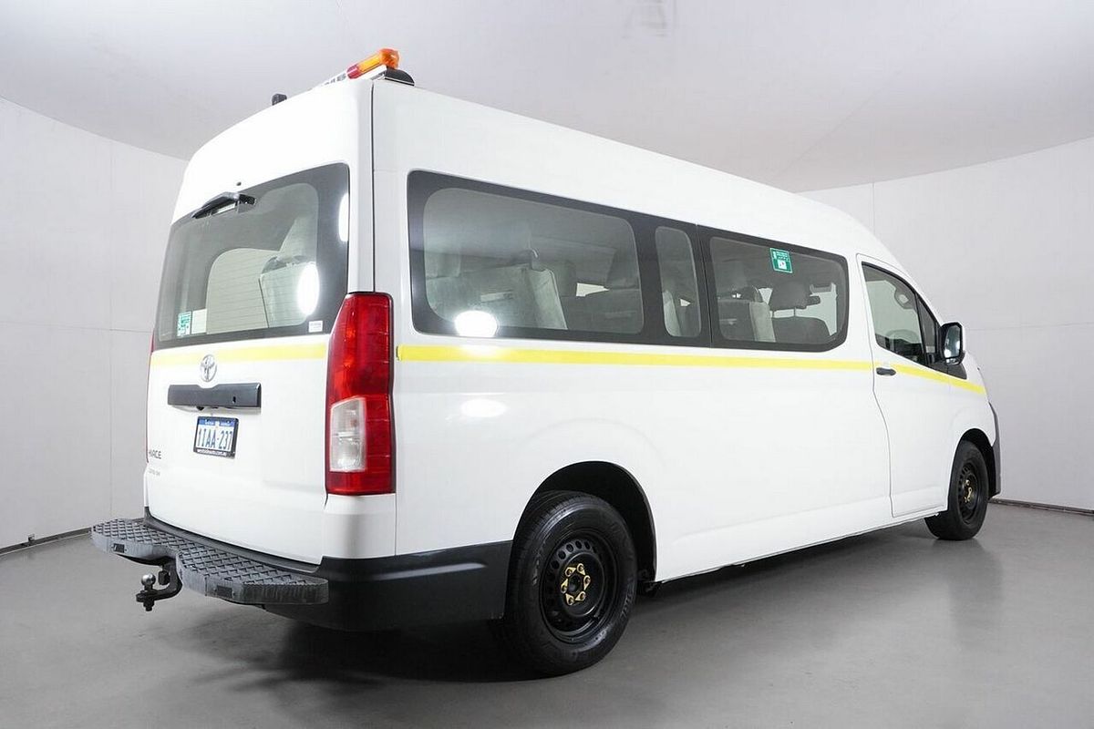 2019 Toyota HiAce Commuter (12 Seats) GDH322R