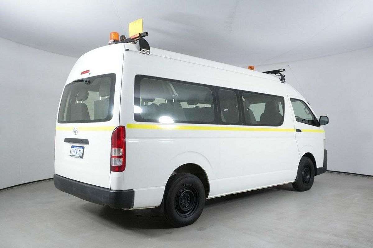 2018 Toyota HiAce Commuter KDH223R MY16