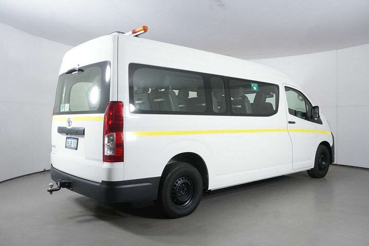 2020 Toyota HiAce Commuter (12 Seats) GDH322R