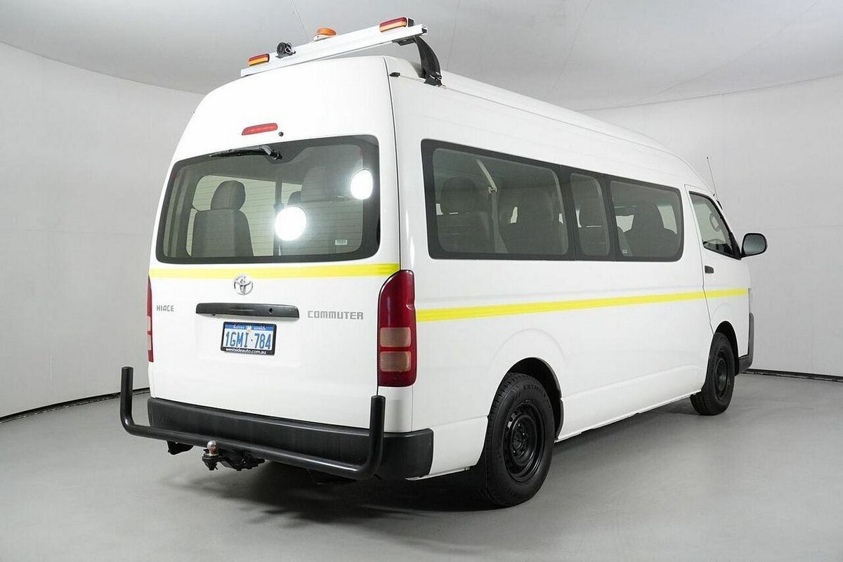 2018 Toyota HiAce Commuter KDH223R MY16