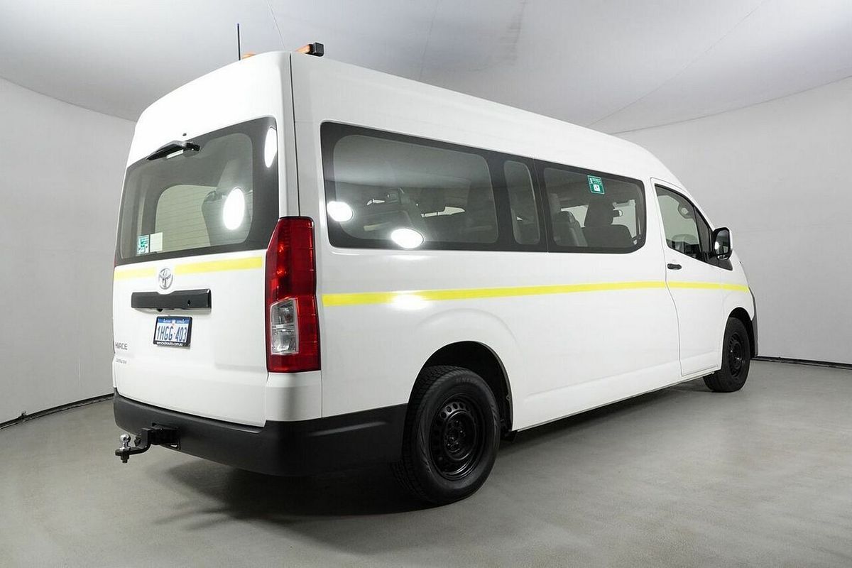 2020 Toyota HiAce Commuter (12 Seats) GDH322R