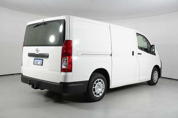 2021 Toyota HiAce LWB GDH300R