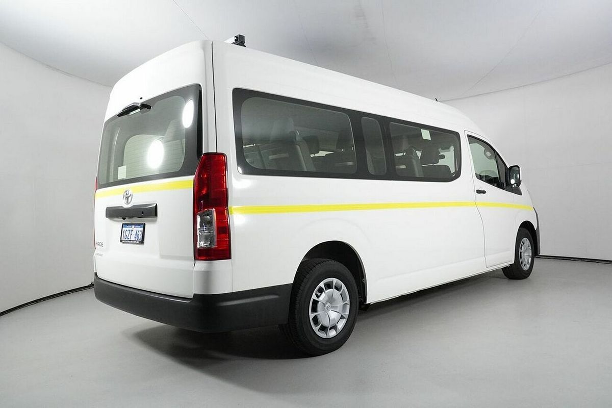 2020 Toyota HiAce Commuter (12 Seats) GDH322R
