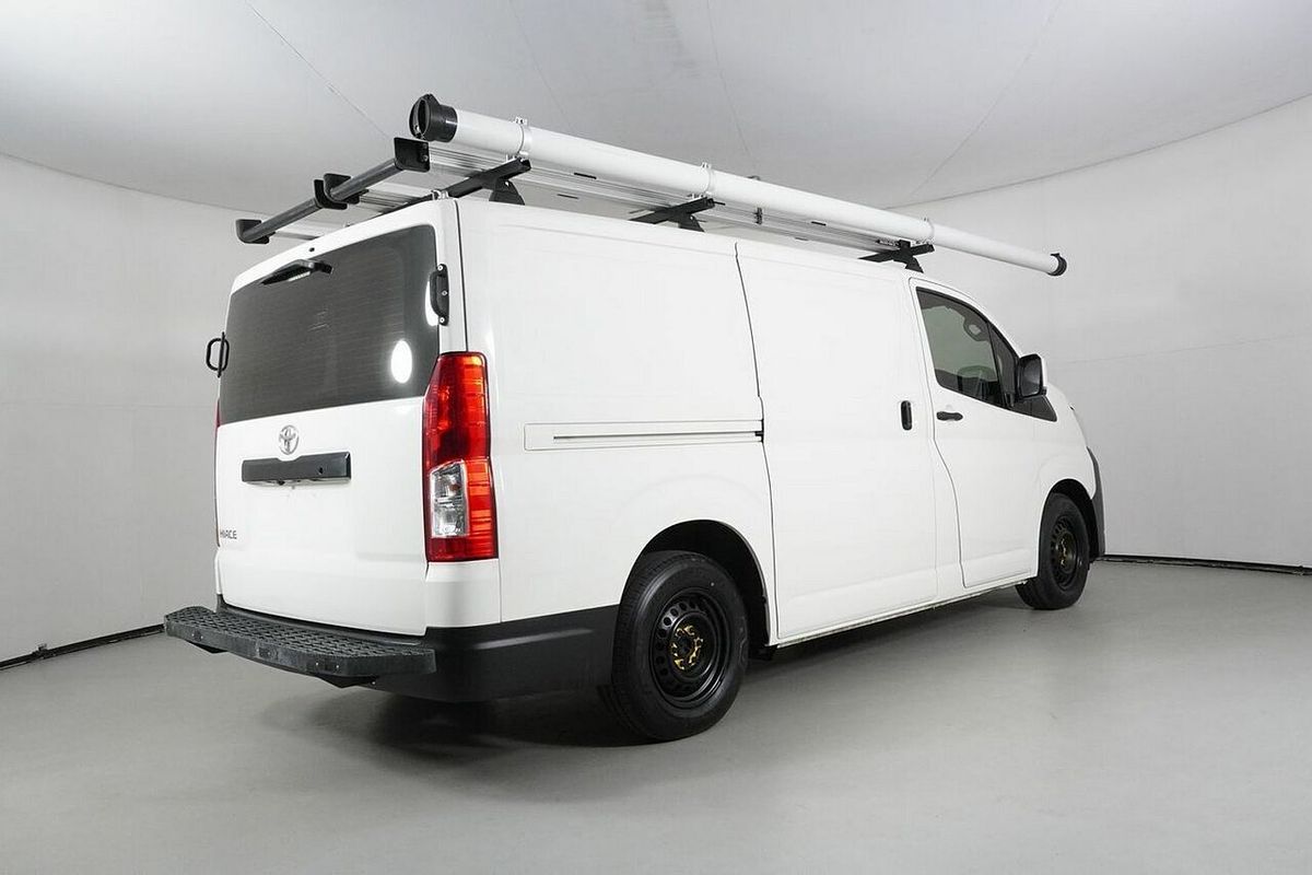 2021 Toyota HiAce LWB GDH300R